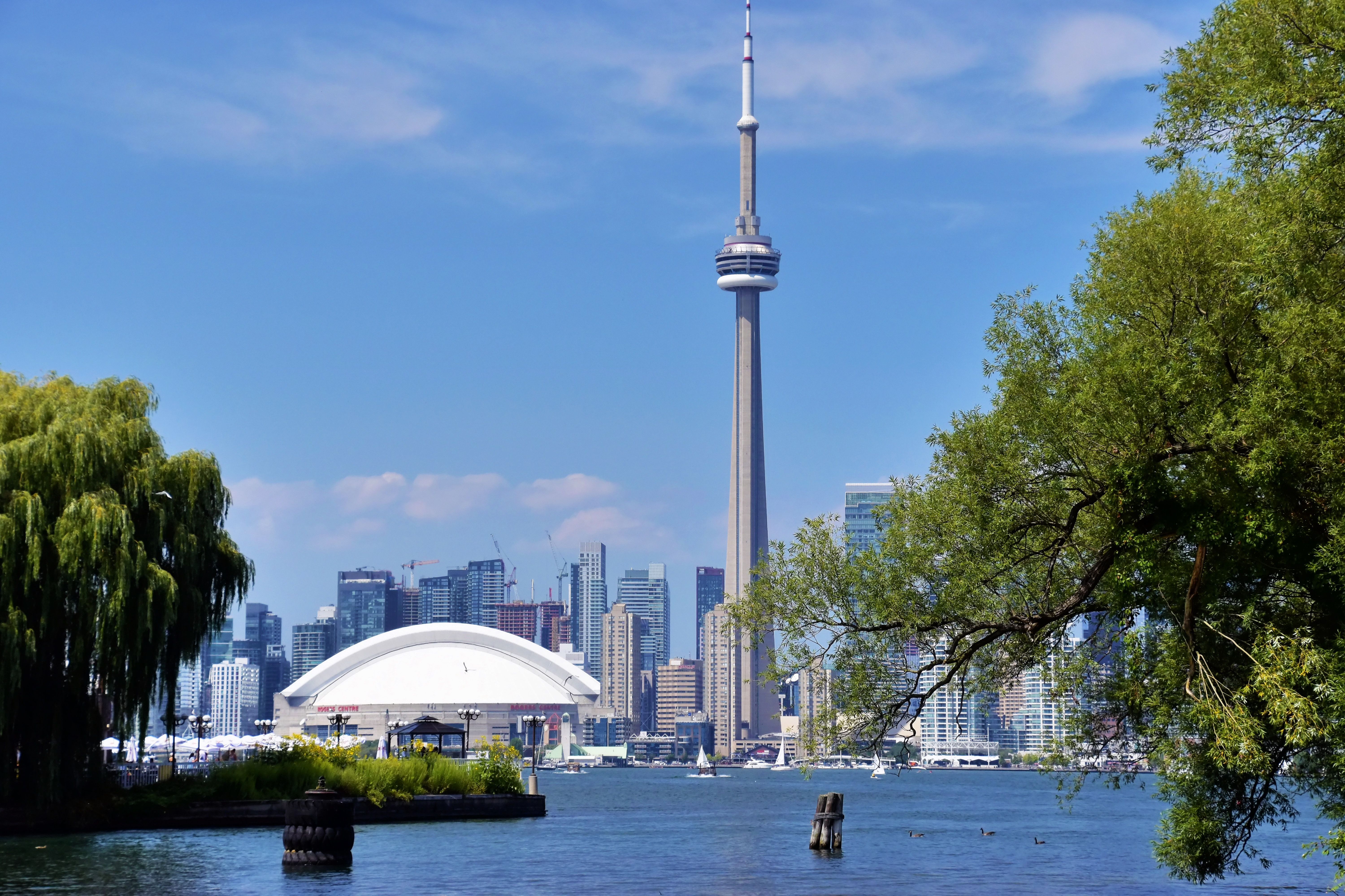 Cheap Flights to Toronto