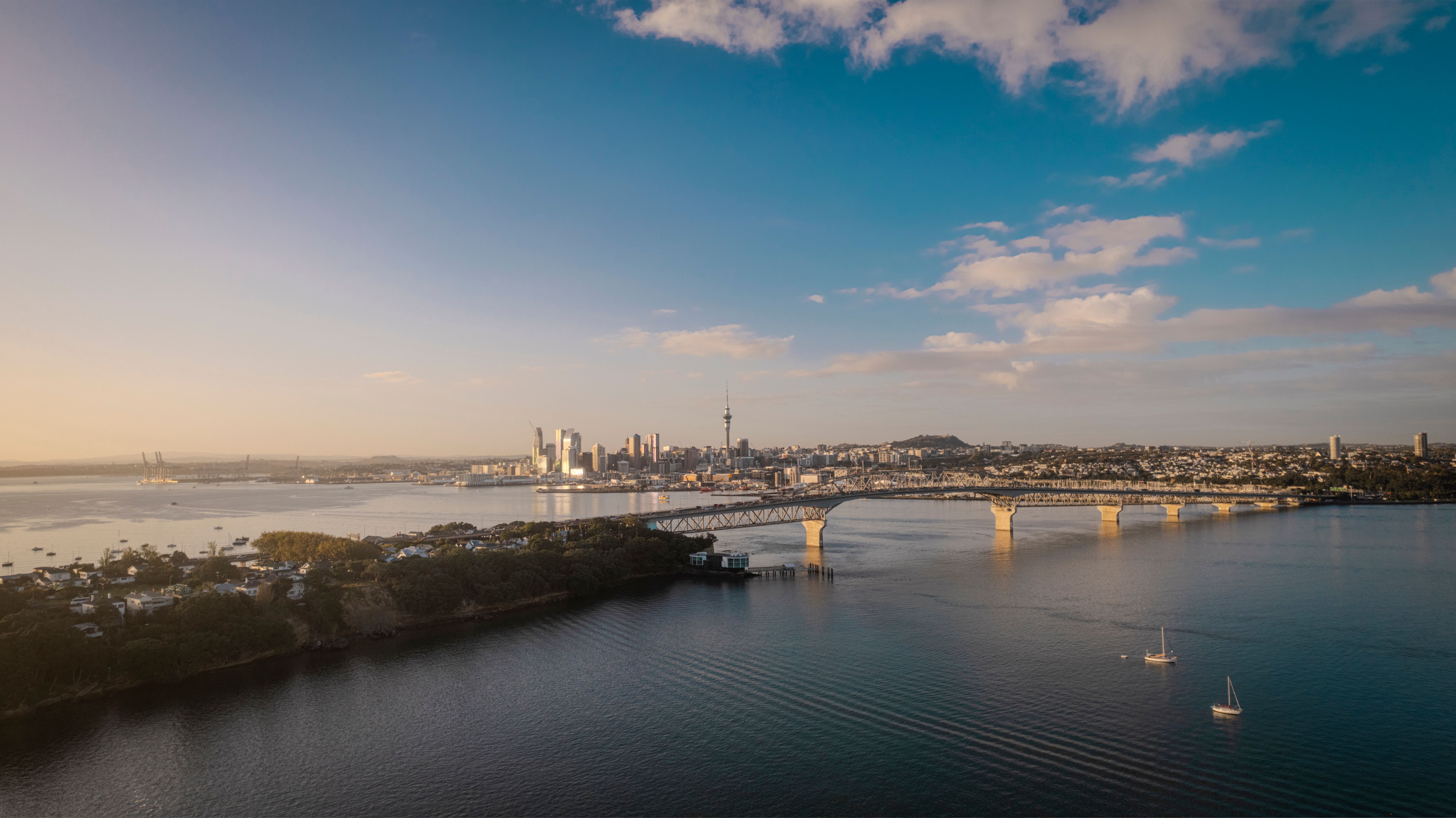 Cheap Flights to Auckland